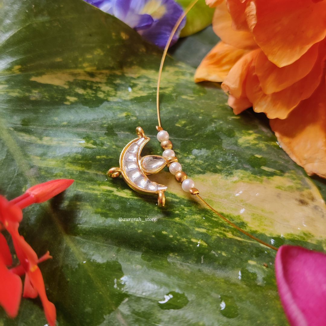 Antara - Moon white Invisible Jewelry AS017