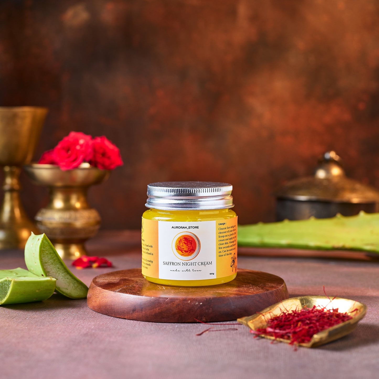 Saffron night cream