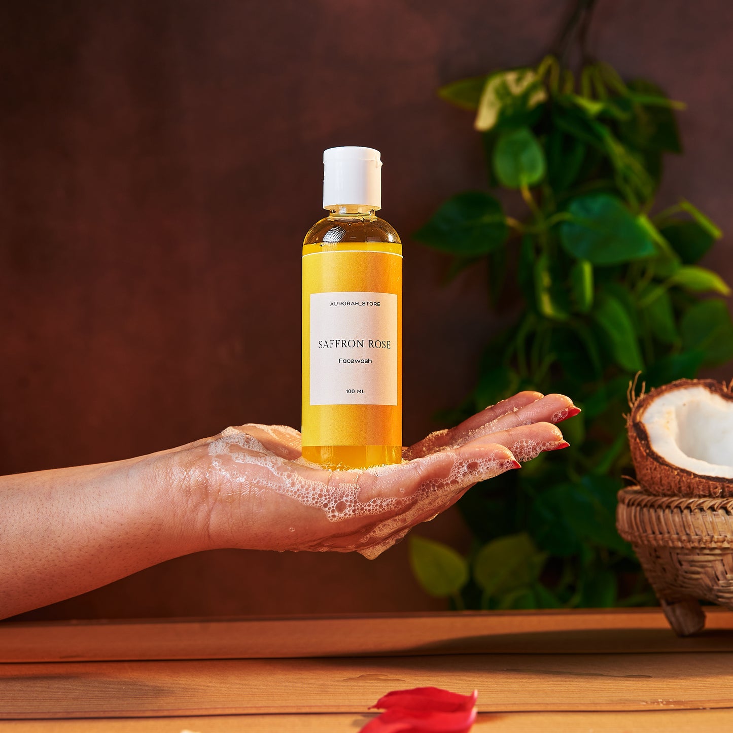 Saffron rose facewash
