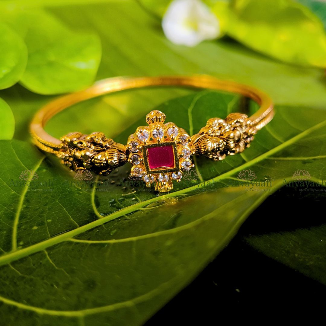 Red Kada Lakshmi Bangle - AS012