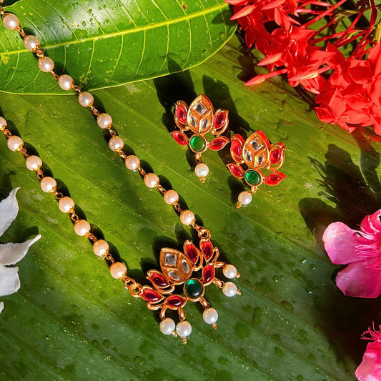 Lotus Red and Green pearl chain with earrings