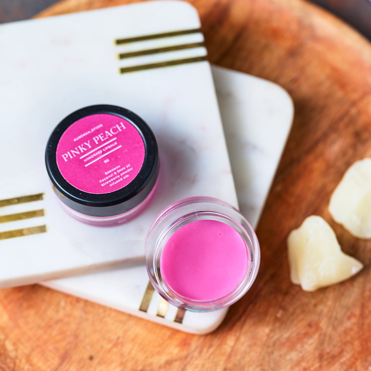 Pinky peach lipbalm